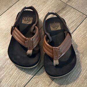 Reef Toddler Two-Tone Sandals in Brown and Black